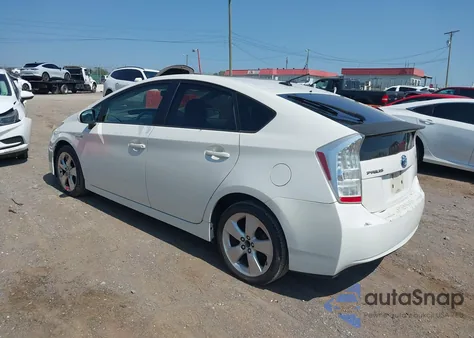 2010 Toyota Prius V z USA, uszkodzony, nr VIN JTDKN3DU4A0037756